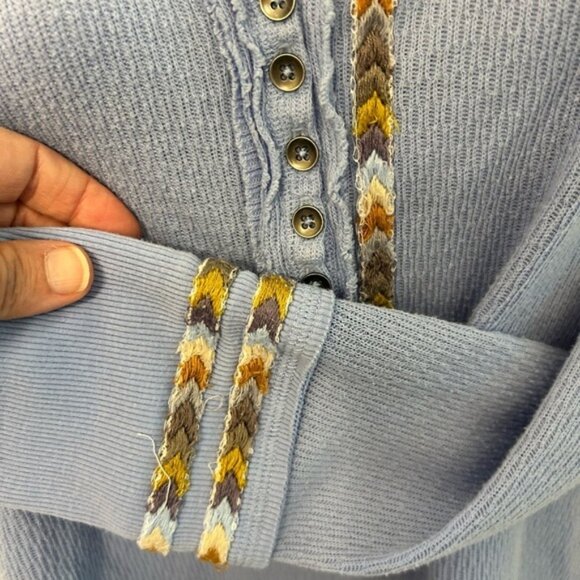 Free People rainbow thermal - Picture 3 of 4